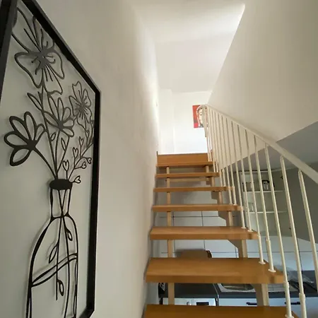 Appartement Neu Ausgestattete Und Moderne Etagenwohnung In Fuer 2 Gaeste Merseburg